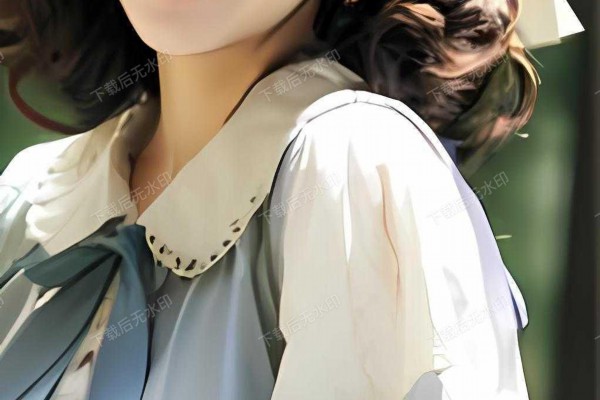 Ling float in the sky after the palm calculate the orientation of palm with the help of MeiChaoFeng palm force body accelerated falling gradually chased Han Xiaoying suddenly stretched out his arm to Han Xiaoying embrace her arms!
